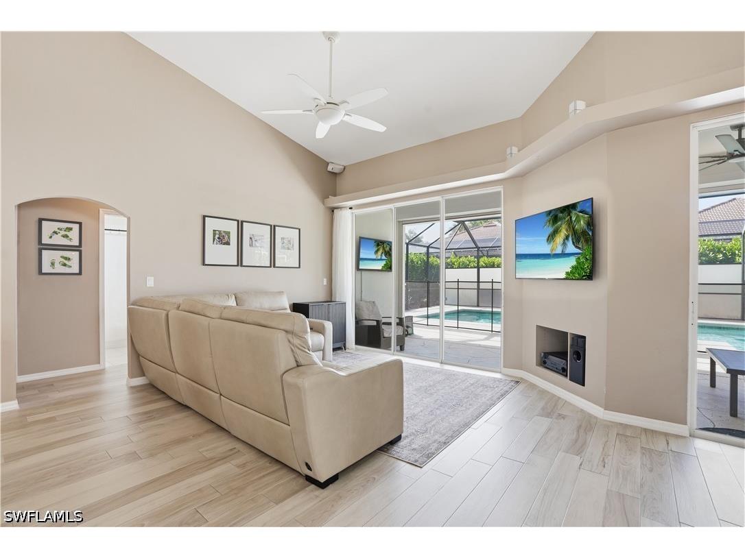 4356 Mistlethrush Lane Naples FL 34119 226013634 image6