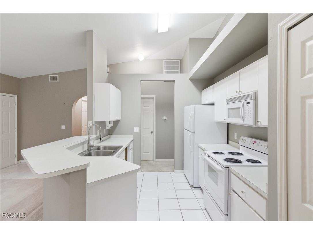 436 Bethany Village Circle Lehigh Acres FL 33936 2025016499 image8