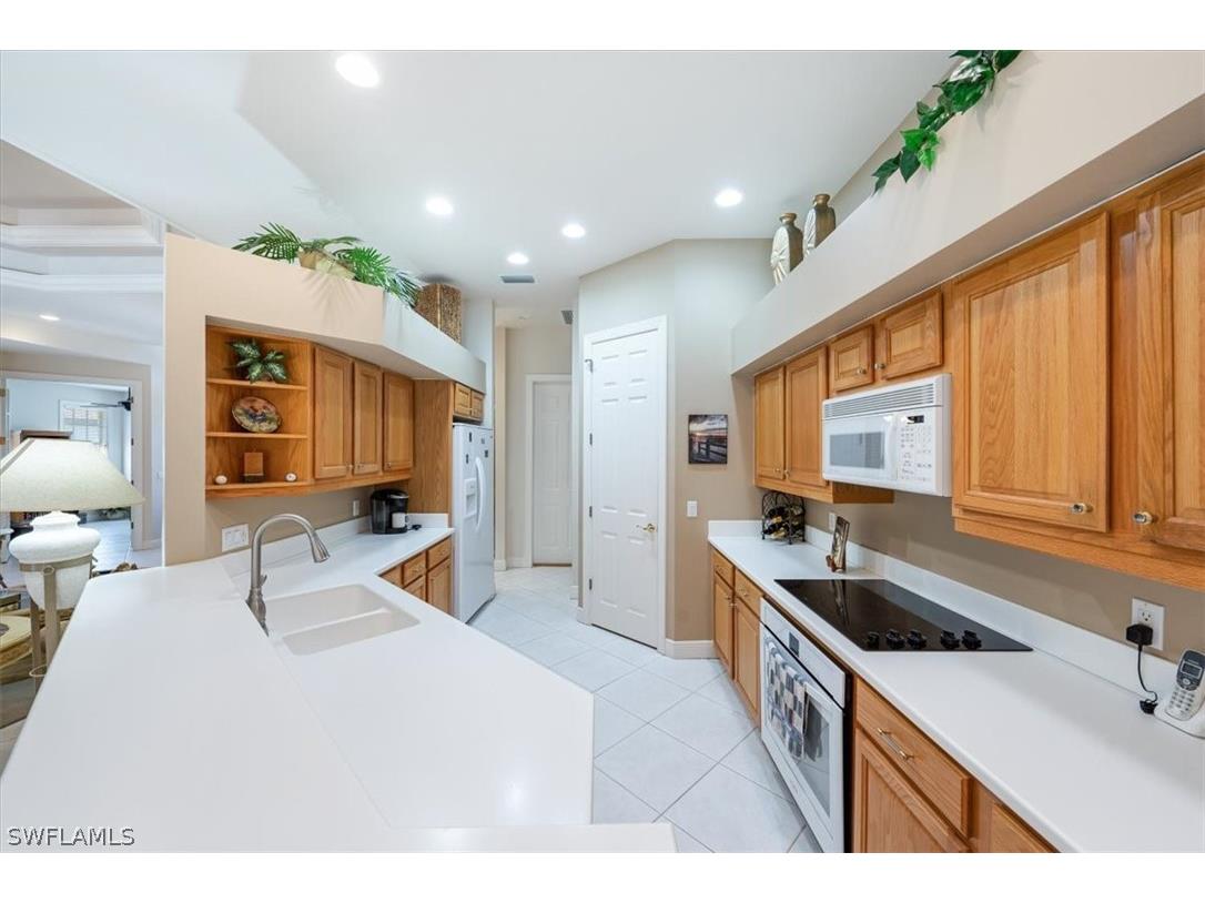 436 Crestwood Lane Naples FL 34113 224030490 image10