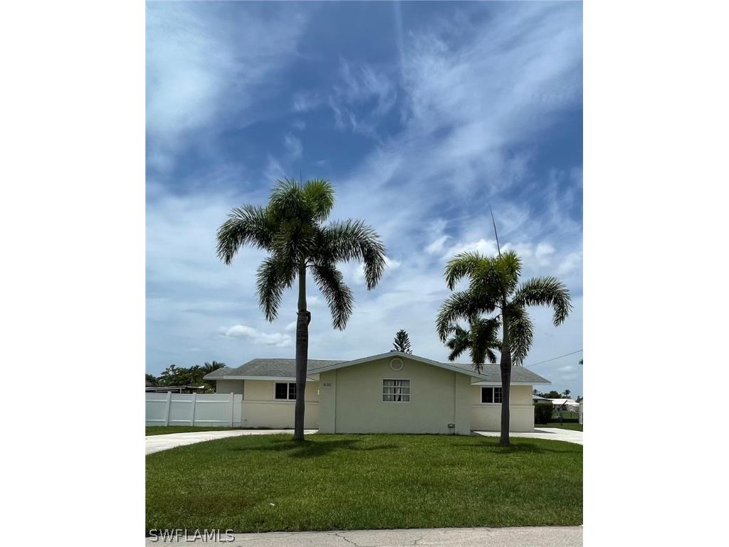 436 Grenier Drive North Fort Myers FL 33903 224052671 image1