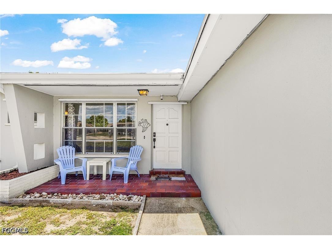 4360 Lagg Avenue Fort Myers FL 33901 2026022742 image1