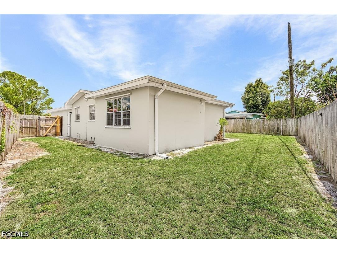 4360 Lagg Avenue Fort Myers FL 33901 2026022742 image23