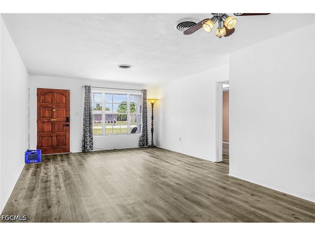 4360 Lagg Avenue Fort Myers FL 33901 2026022742 image6