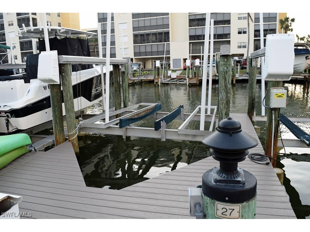 4361 Bay Beach Lane Fort Myers Beach FL 33931 223093350 image1