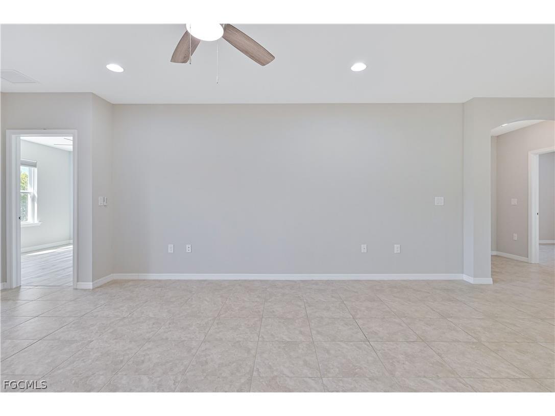 4365 Dutchess Park Road Fort Myers FL 33916 2026007256 image15