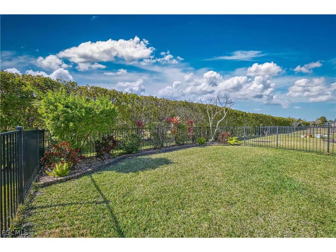 4365 Dutchess Park Road Fort Myers FL 33916 2026007256 image7
