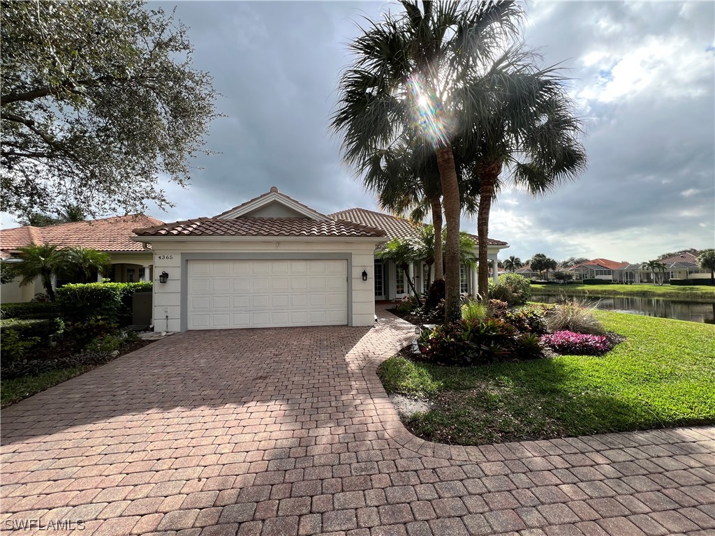 4365 Queen Elizabeth Way Naples FL 34119 223091710 image1