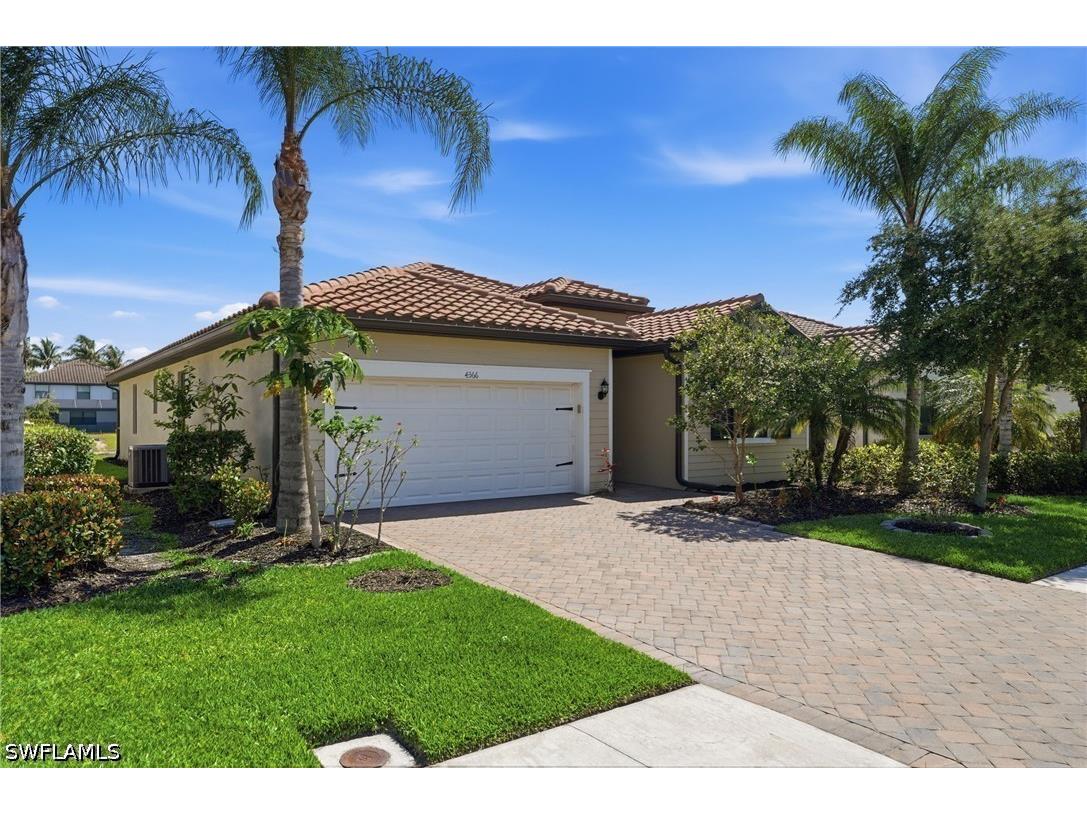 4366 Bismark Way Naples FL 34119 226017915 image2