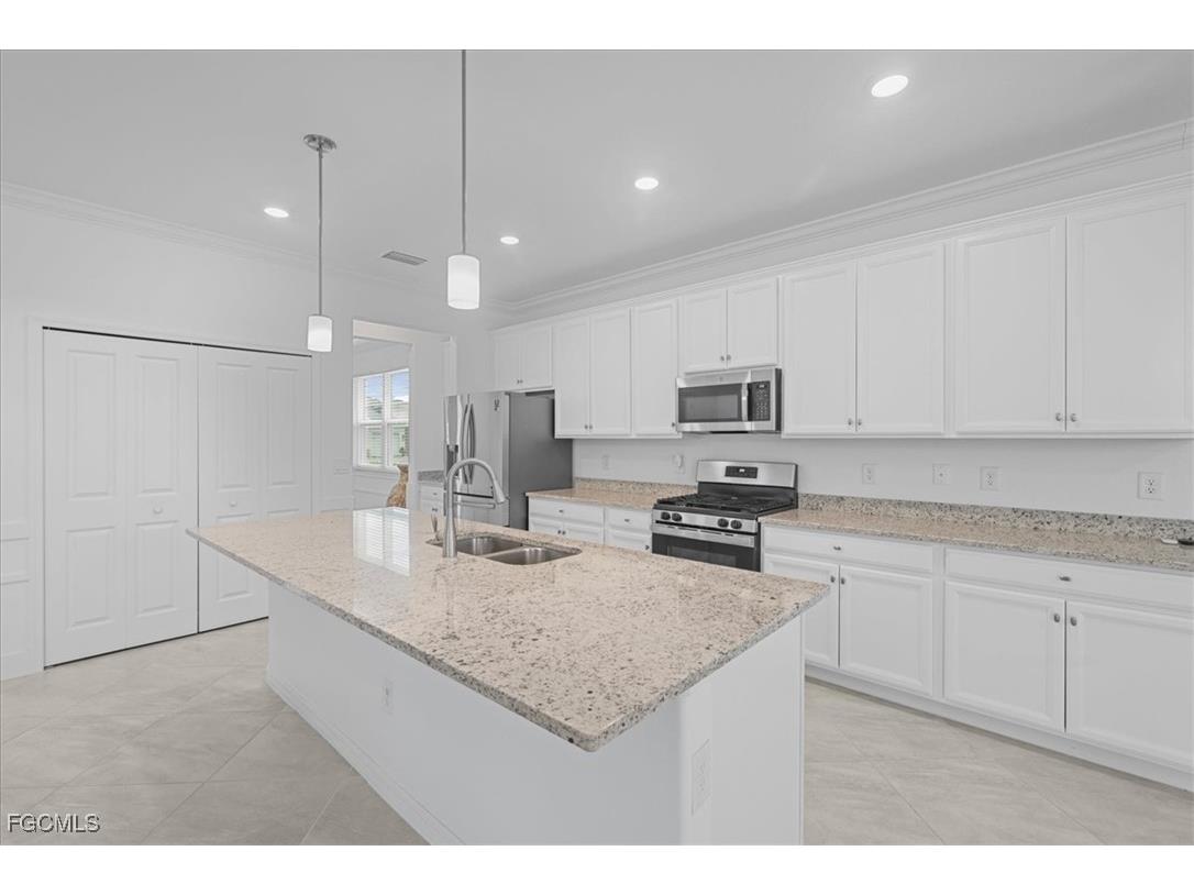 43668 Tree Top Trail Punta Gorda FL 33982 2025007926 image18