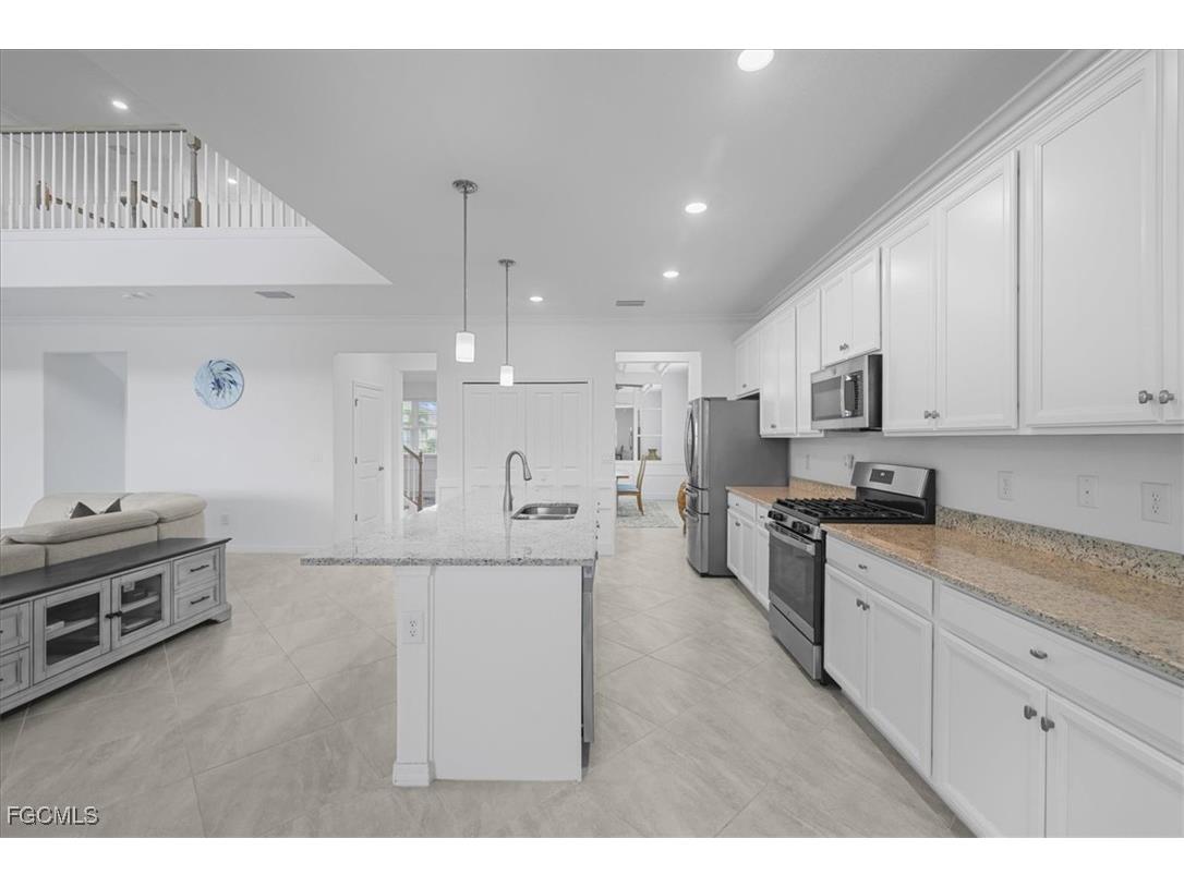 43668 Tree Top Trail Punta Gorda FL 33982 2025007926 image19