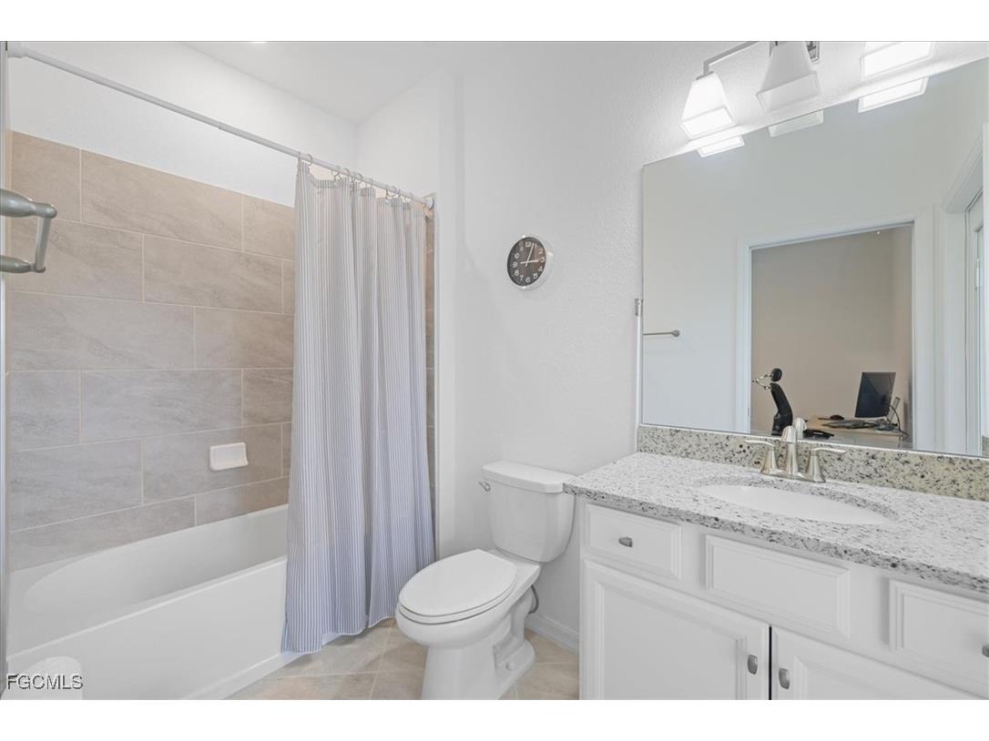 43668 Tree Top Trail Punta Gorda FL 33982 2025007926 image27