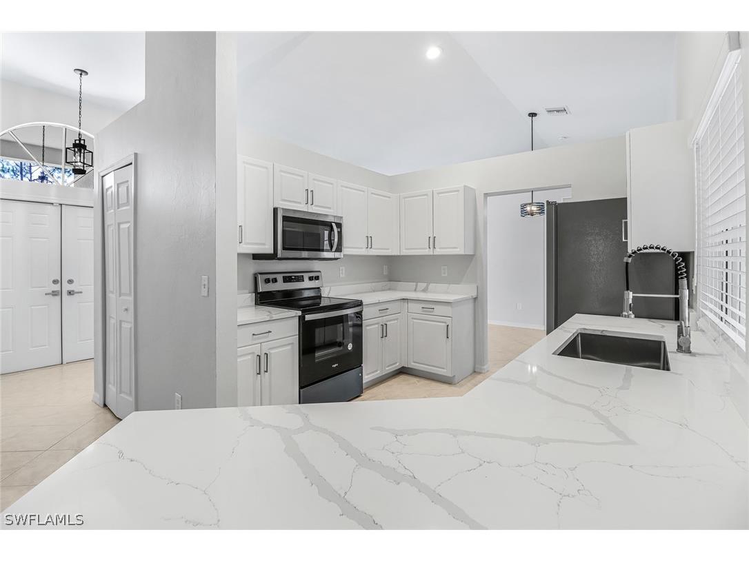 4367 18th Street NE Naples FL 34120 226011536 image2