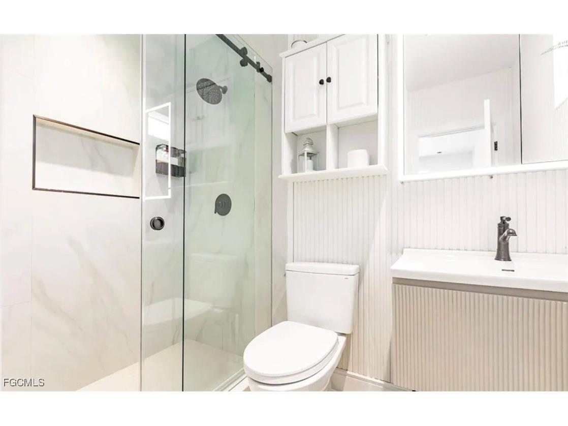 4369 Cypress Lane Fort Myers FL 33905 2025025701 image13