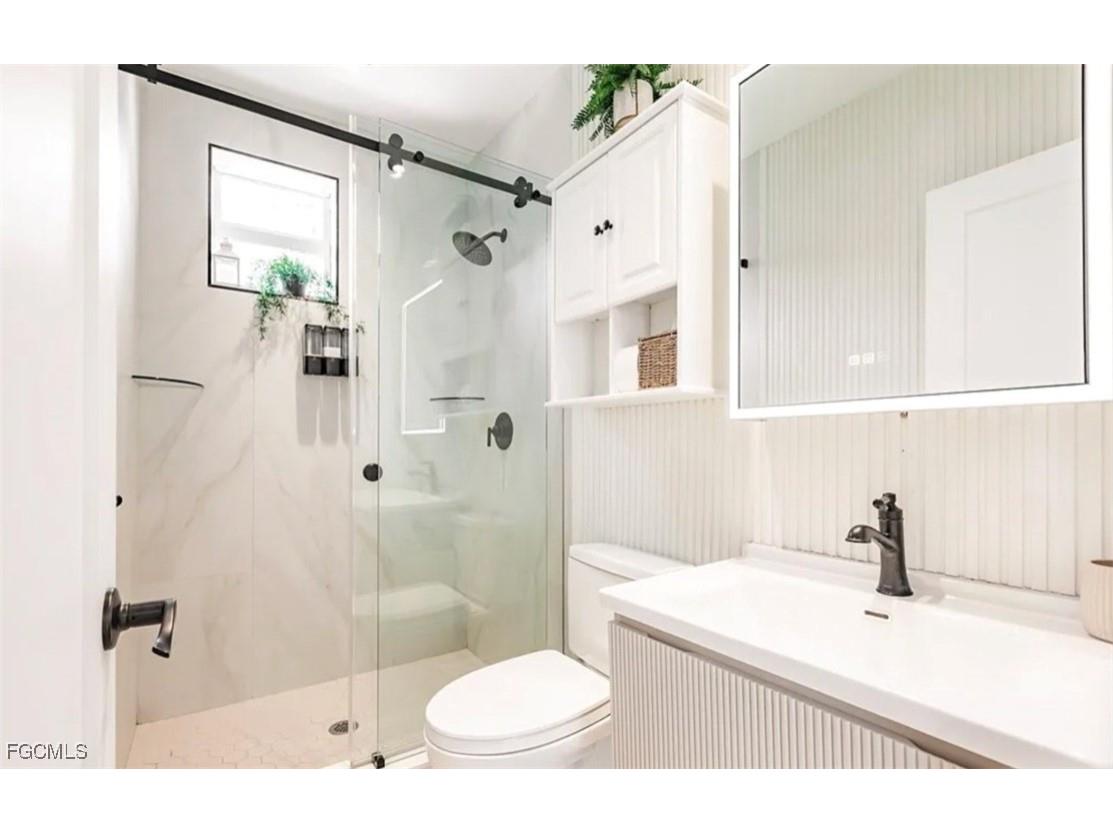 4369 Cypress Lane Fort Myers FL 33905 2025025701 image8