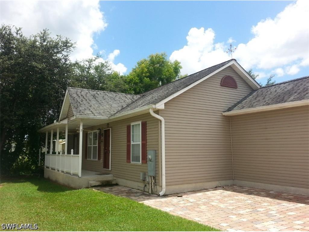 437 Leawood Circle Naples FL 34104 226023013 image1