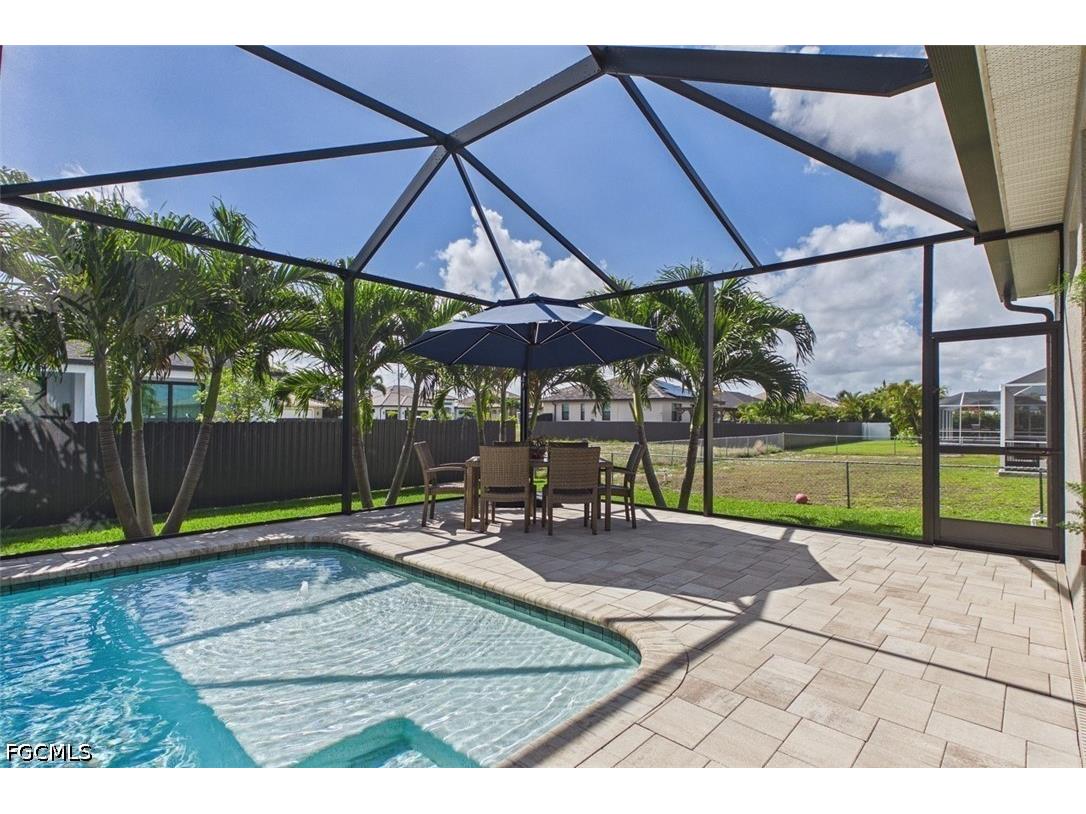 437 NW 38th Place Cape Coral FL 33993 2026022534 image20