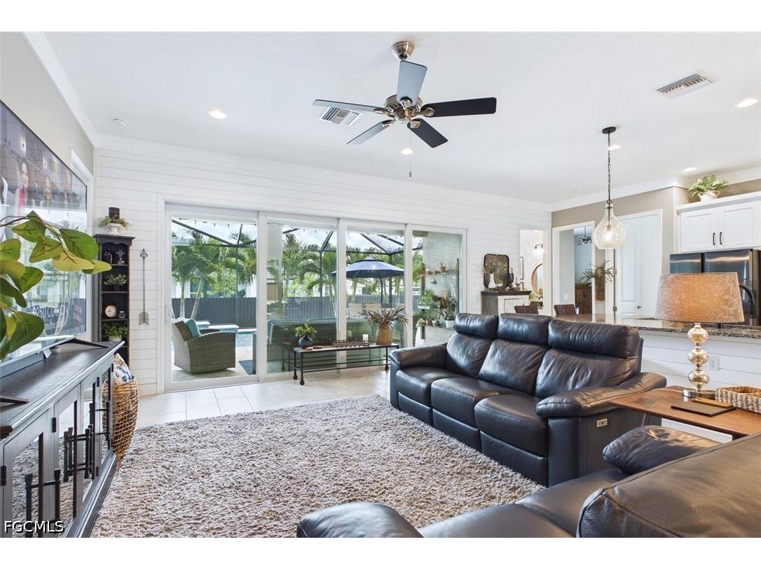 437 NW 38th Place Cape Coral FL 33993 2026022534 image3