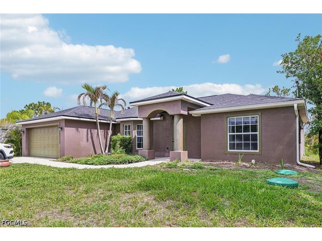 437 Raymer Street Lehigh Acres FL 33974 2026024441 image2
