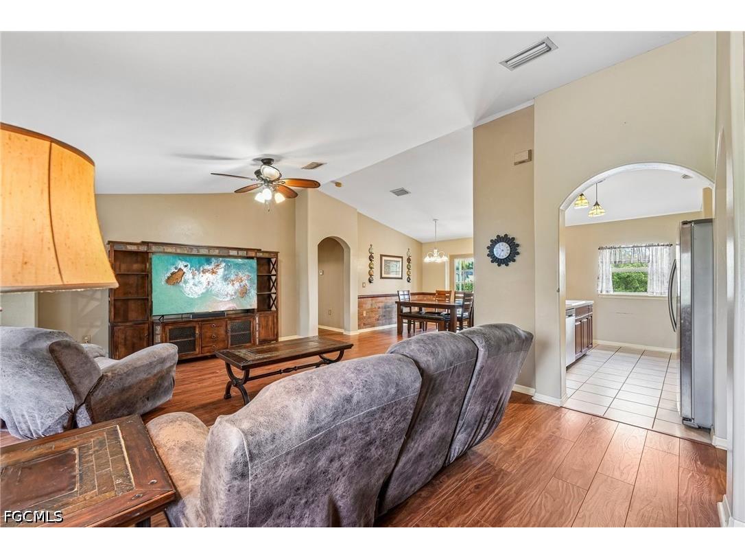 437 Raymer Street Lehigh Acres FL 33974 2026024441 image3