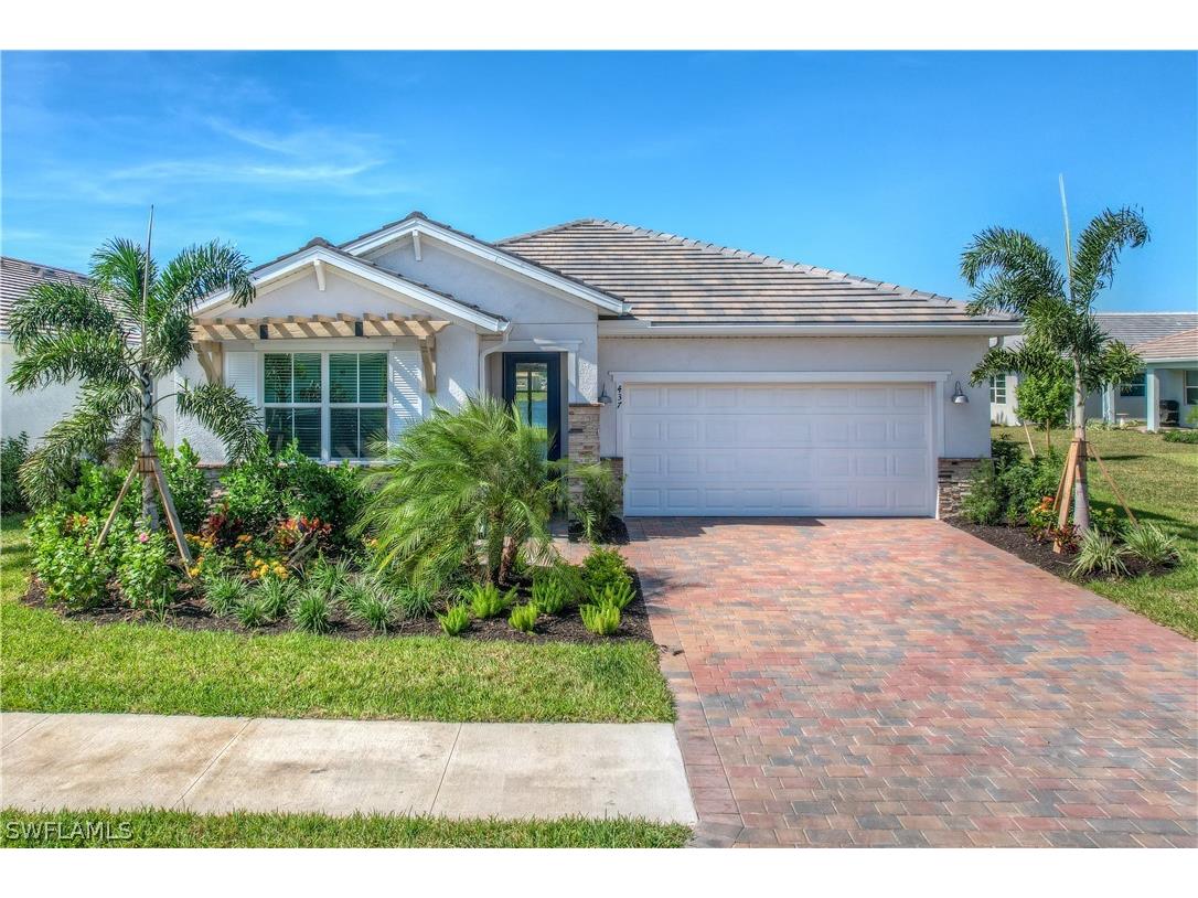 437 Tamarindo Lane Naples FL 34114 226009171 image1