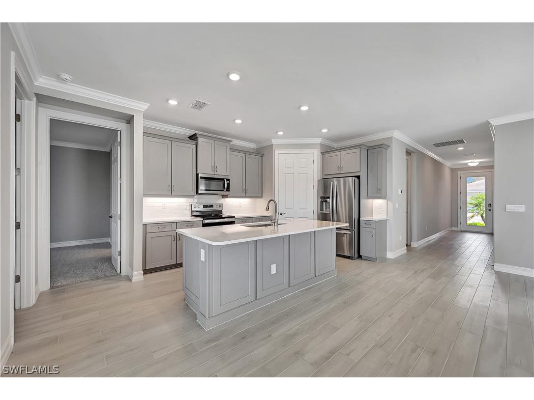 437 Tamarindo Lane Naples FL 34114 226009171 image7