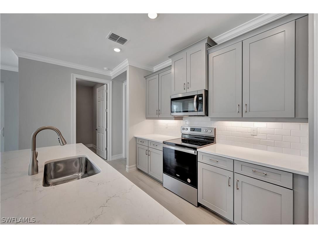 437 Tamarindo Lane Naples FL 34114 226009171 image9