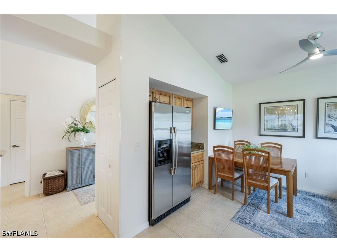 437 Wiggins Lake Court #201 Naples FL 34110 226013297 image9