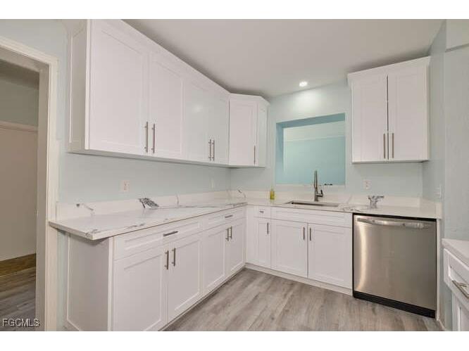 4370 Deleon Street Fort Myers FL 33901 2025005778 image13