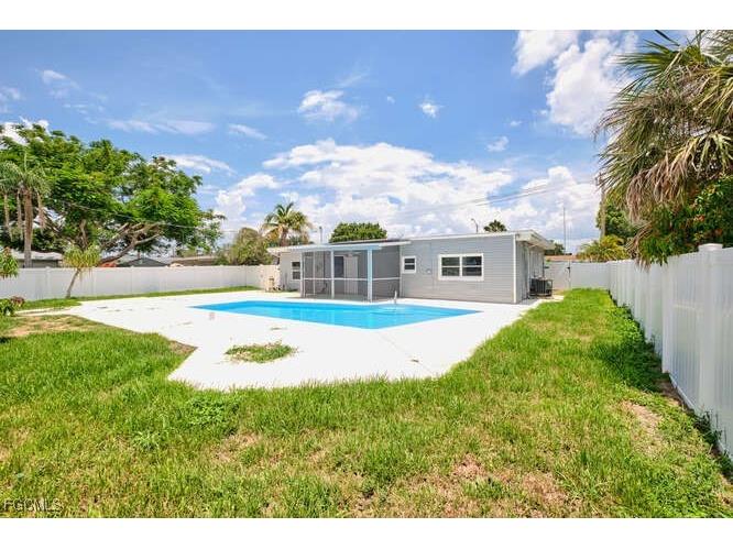 4370 Deleon Street Fort Myers FL 33901 2025005778 image43