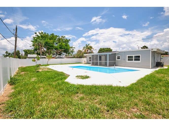 4370 Deleon Street Fort Myers FL 33901 2025005778 image44