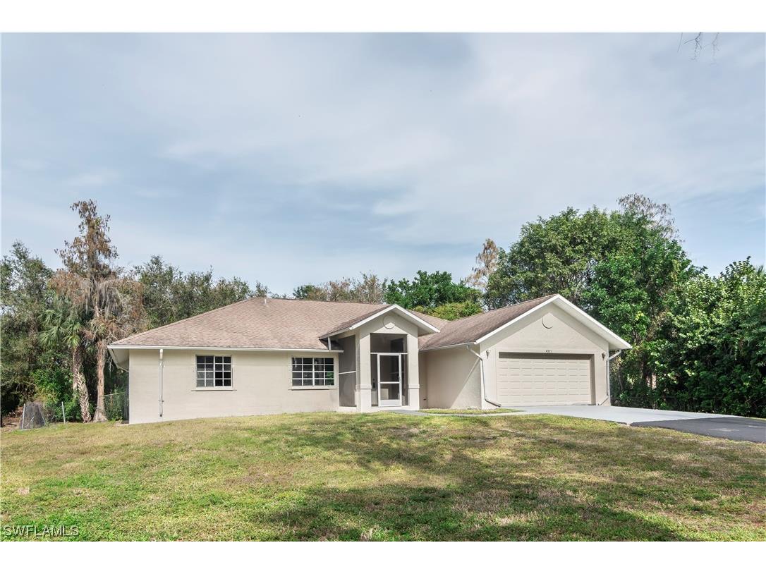 4371 15th Avenue SW Naples FL 34116 223063932 image1