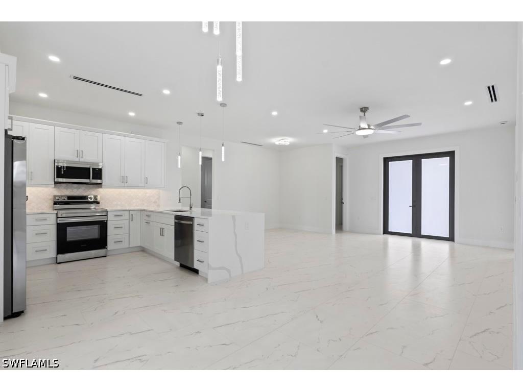 4371 70th Avenue NE Naples FL 34120 226010324 image9
