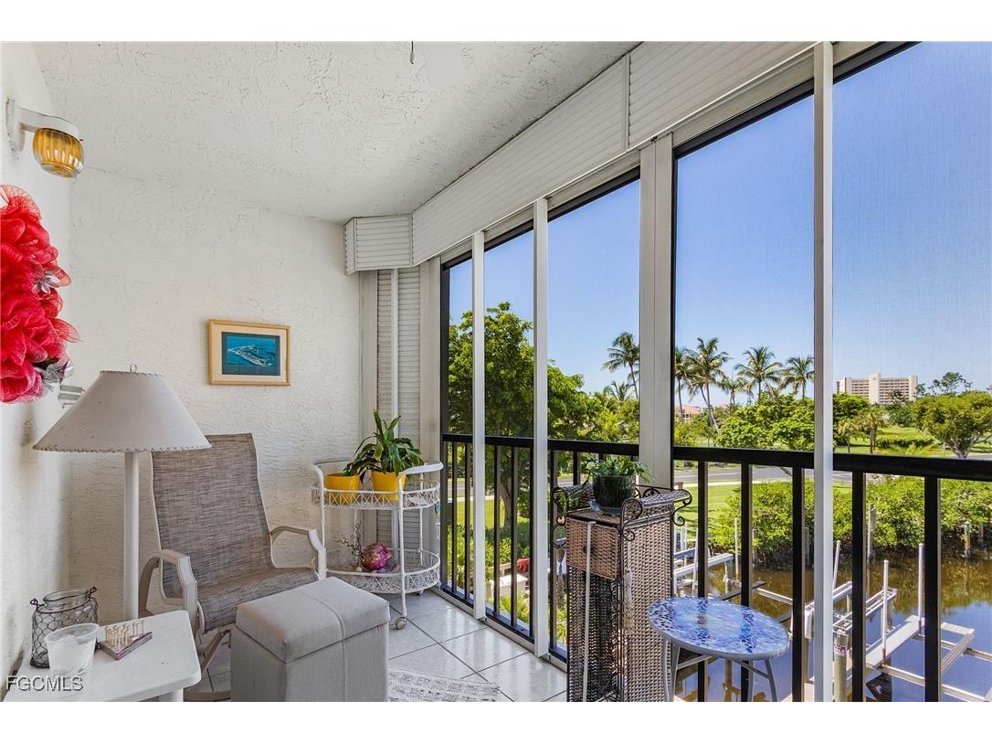 4371 Bay Beach Lane #212 Fort Myers Beach FL 33931 2025007578 image10