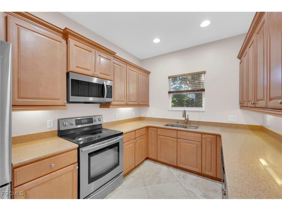 4371 Lazio Way #707 Fort Myers FL 33901 2025017376 image10