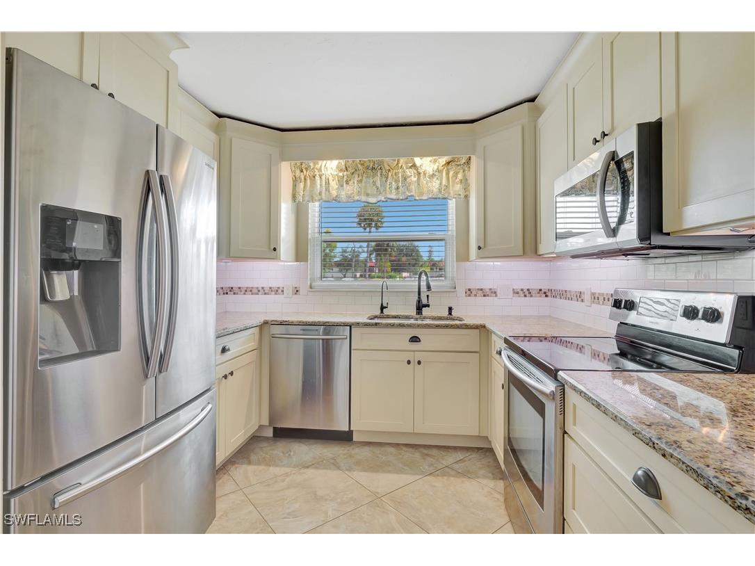 4372 27th Court SW #109 Naples FL 34116 225075624 image1