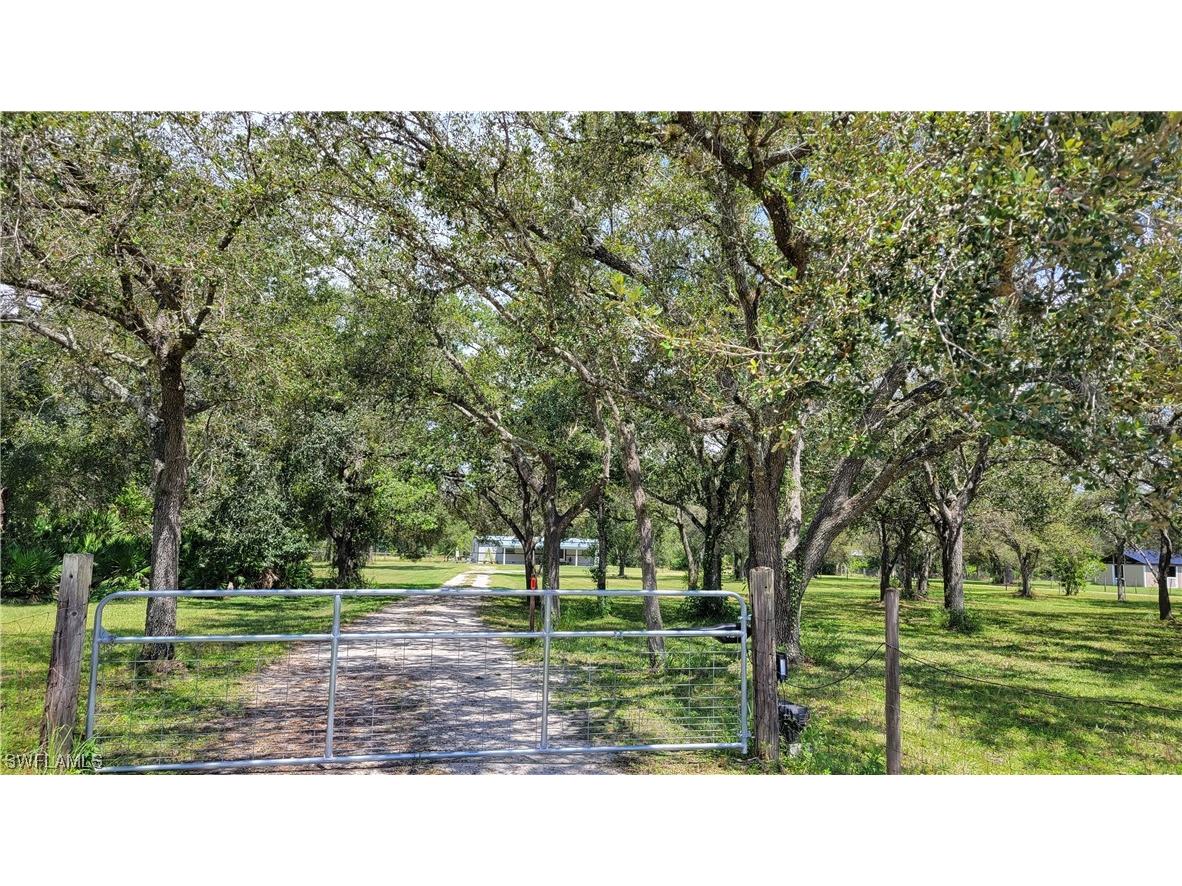 4374 Loblolly Bay Road Labelle FL 33935 223065495 image1