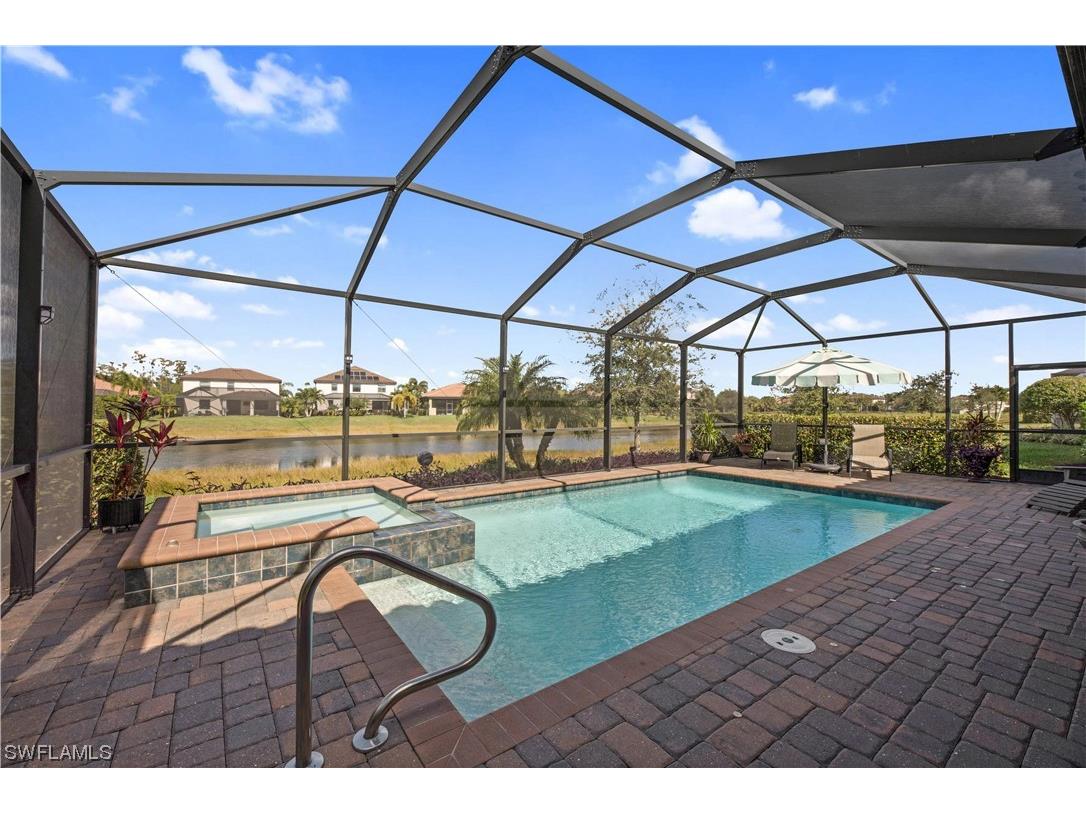 4375 Bismark Way Naples FL 34119 223083418 image1