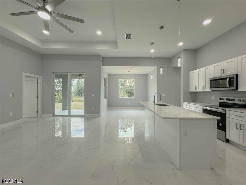 438 Raymer Street Lehigh Acres FL 33974 2026020345 image2