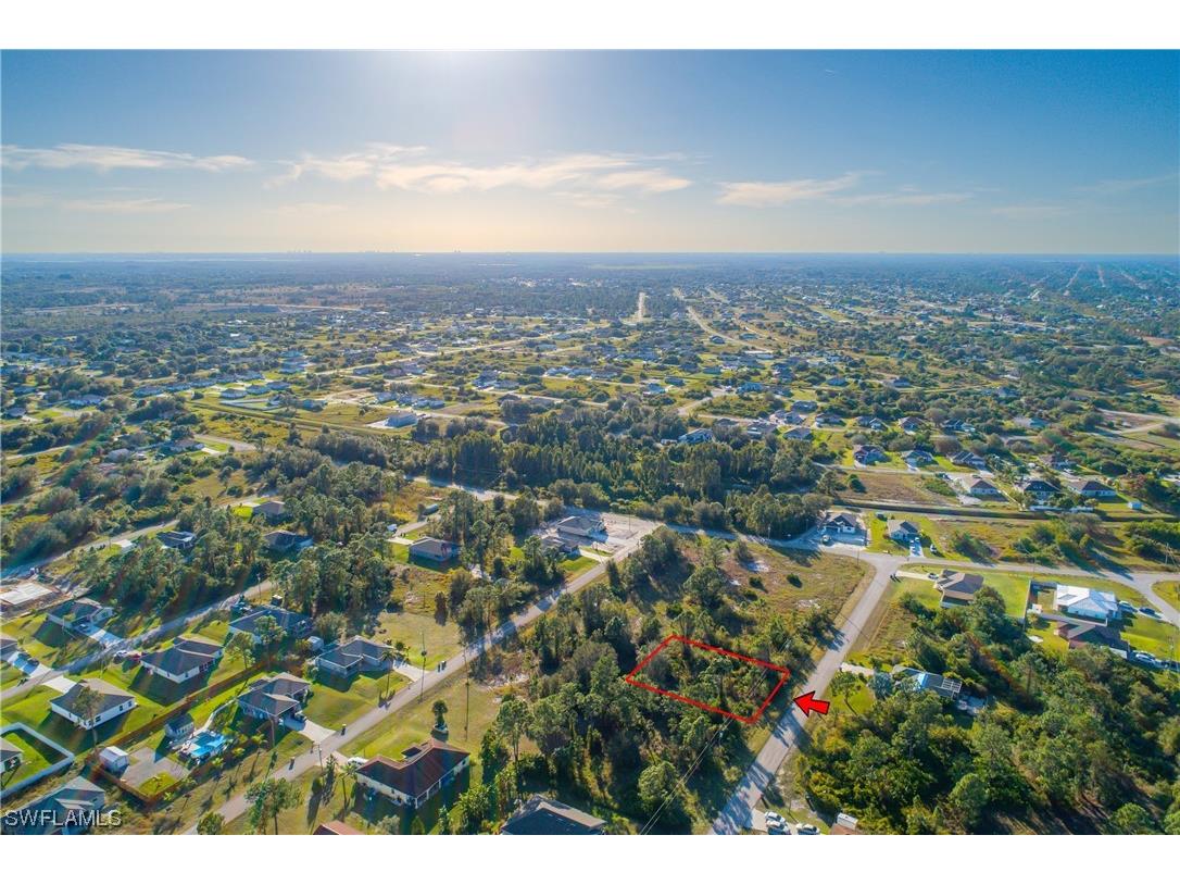 438 Raymer Street Lehigh Acres FL 33974 223092648 image1