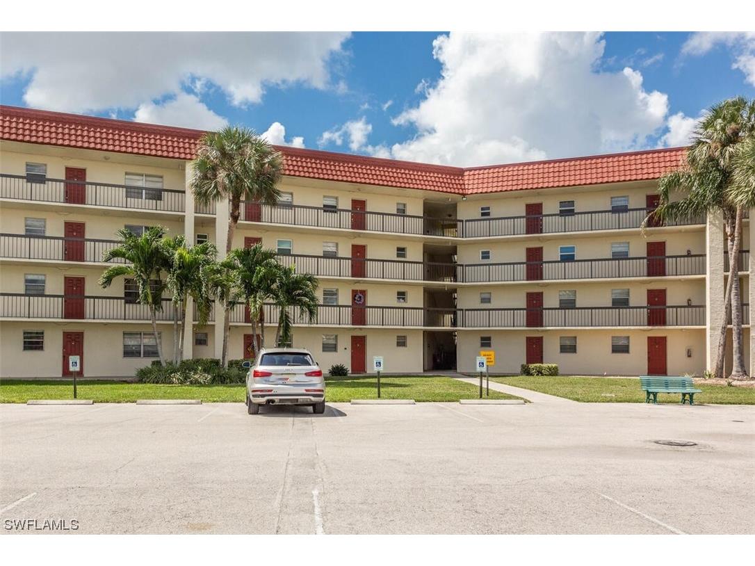 4380 27th Court SW #1-206 Naples FL 34116 223062029 image1