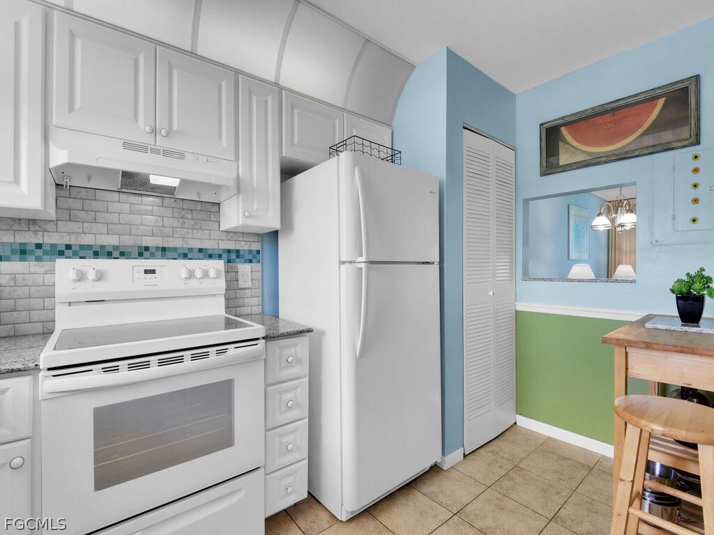 4380 27th Court SW #1-304 Naples FL 34116 2025018595 image14