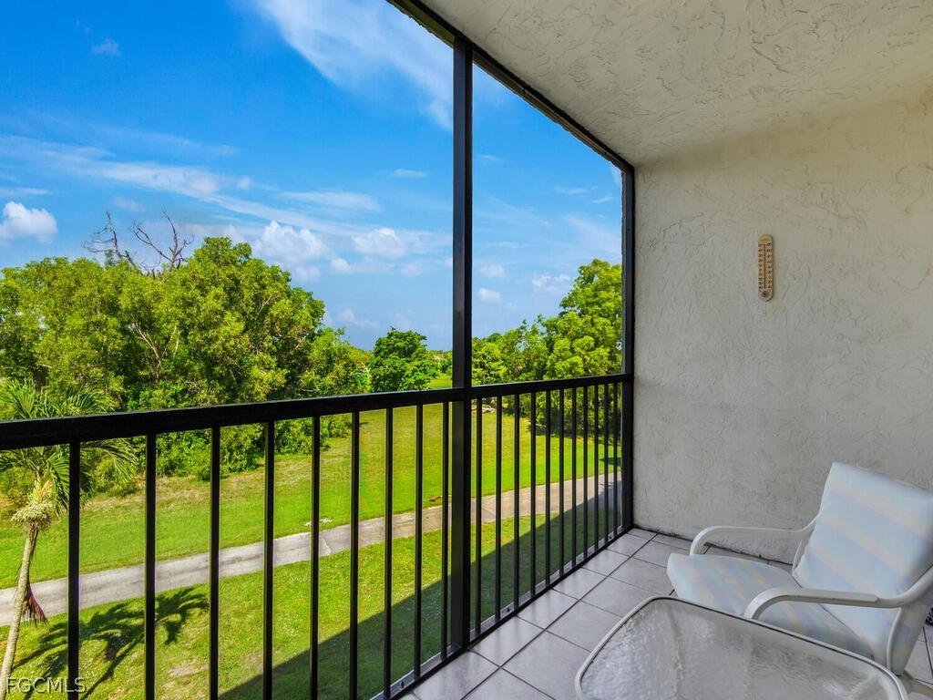 4380 27th Court SW #1-304 Naples FL 34116 2025018595 image2