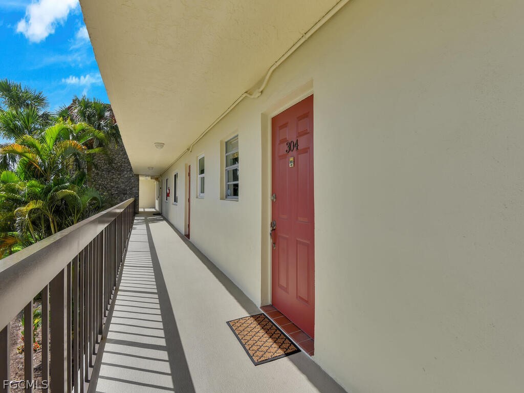 4380 27th Court SW #1-304 Naples FL 34116 2025018595 image25
