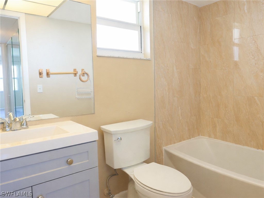 4380 27th Street SW #407 Naples FL 34116 226010290 image10