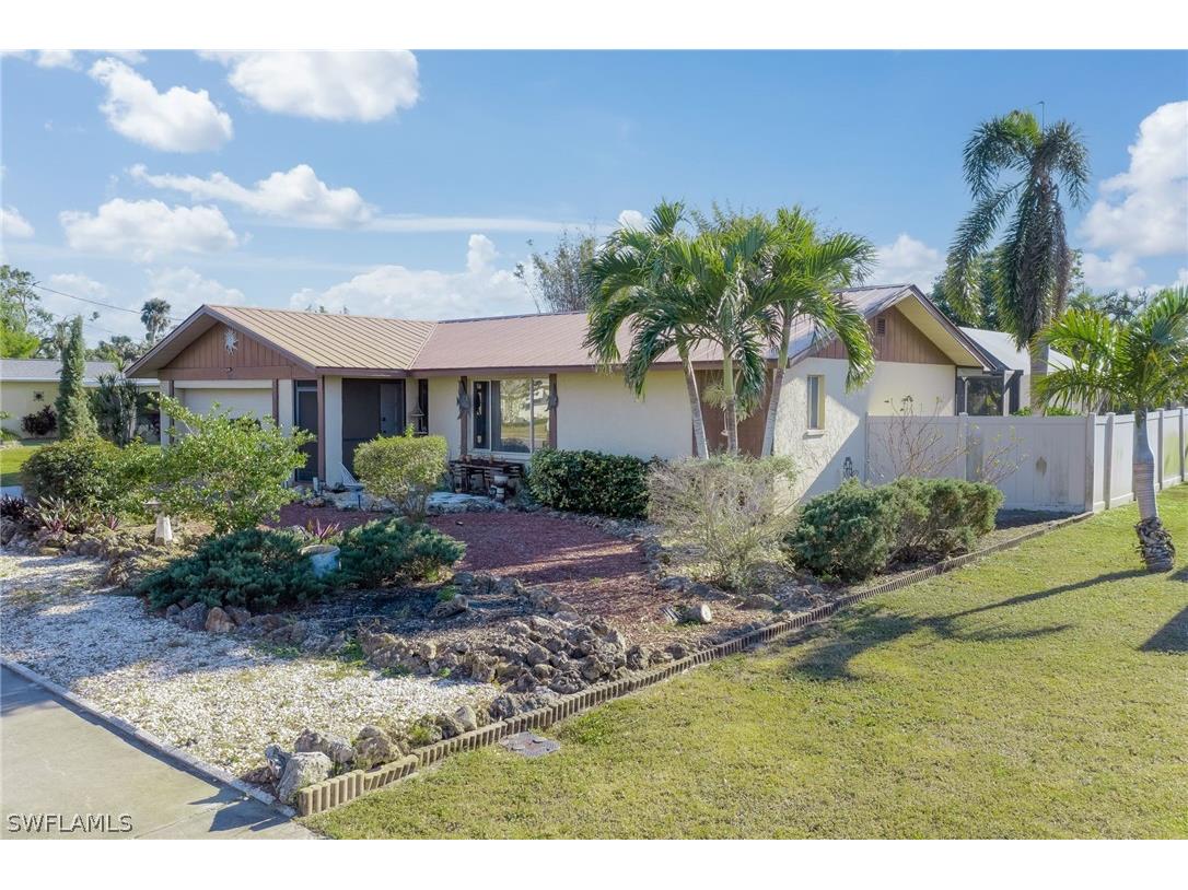 4380 Saint Clair Avenue W North Fort Myers FL 33903 223004249 image1