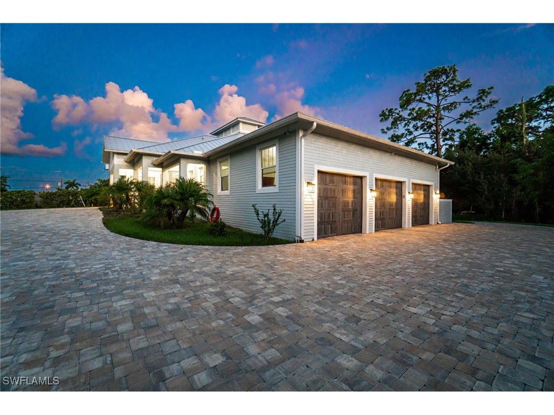 4381 Broadway Avenue W Estero FL 33928 226001665 image2