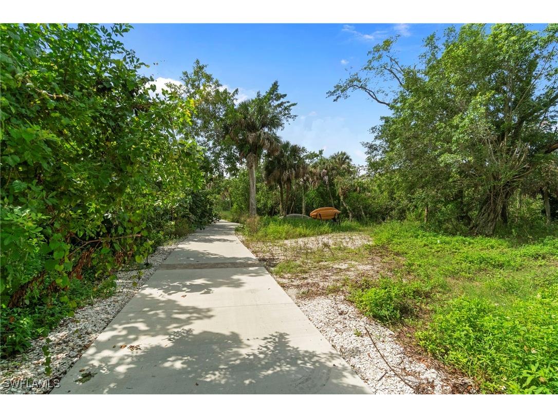 4381 Broadway Avenue W Estero FL 33928 226001665 image37