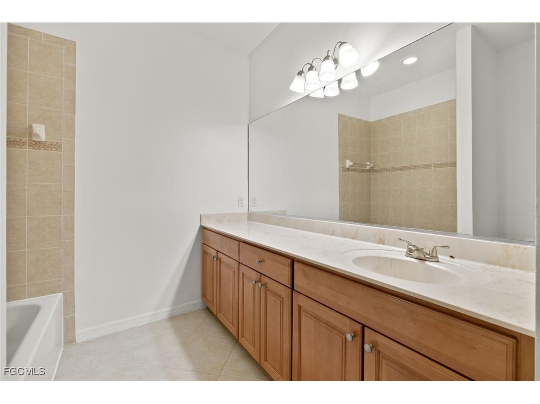 4381 Lazio Way #506 Fort Myers FL 33901 2025006838 image18