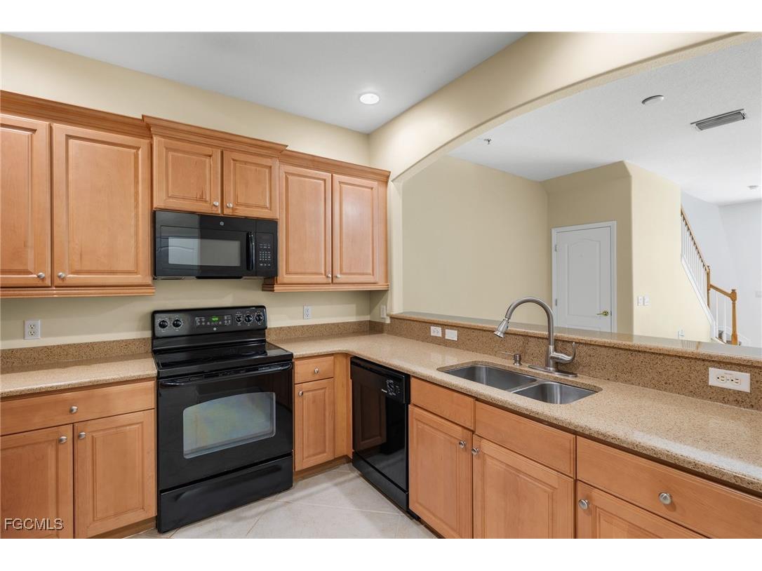 4381 Lazio Way #506 Fort Myers FL 33901 2025006838 image7