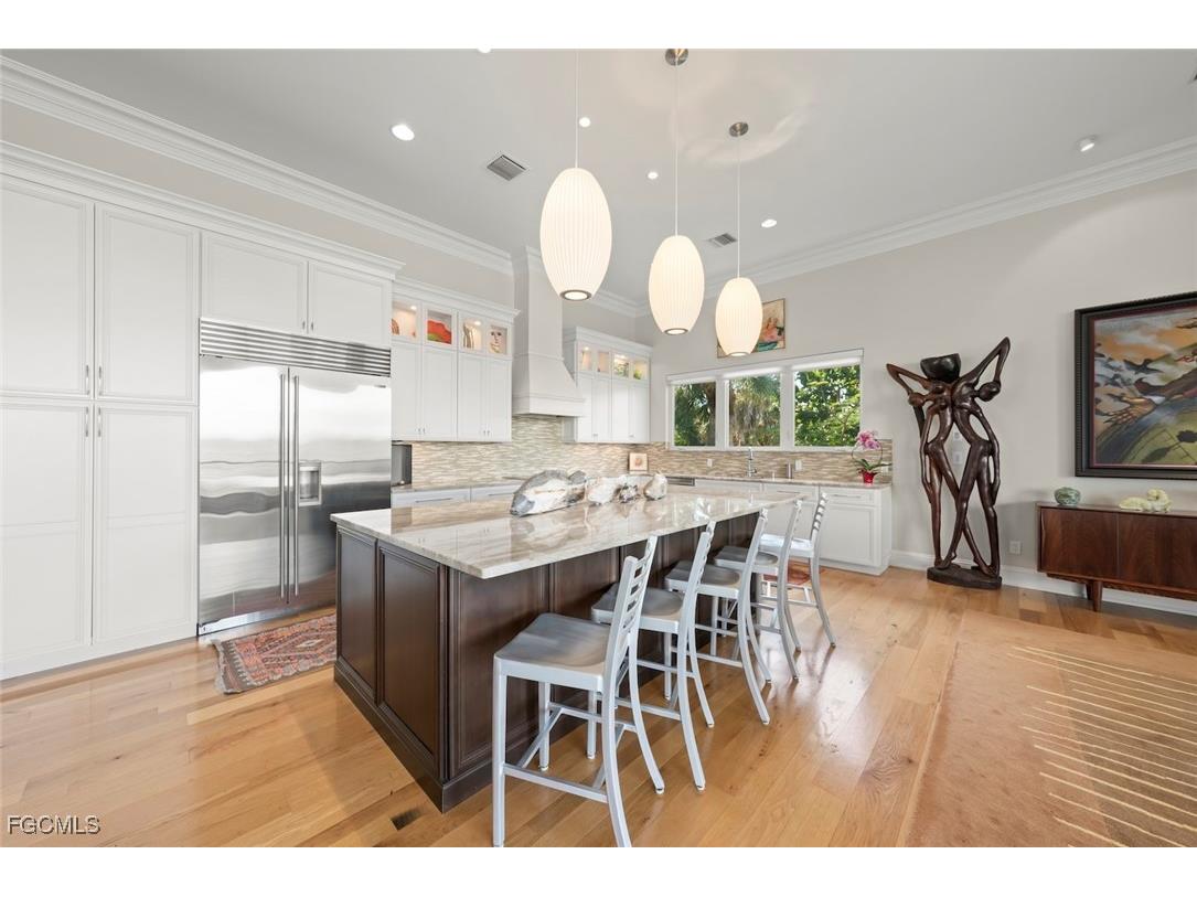 4383 Gulf Pines Drive Sanibel FL 33957 2025019643 image10